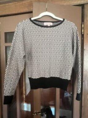 Philosophy Black & White Geometric Pattern Cropped Sweater Top, XS